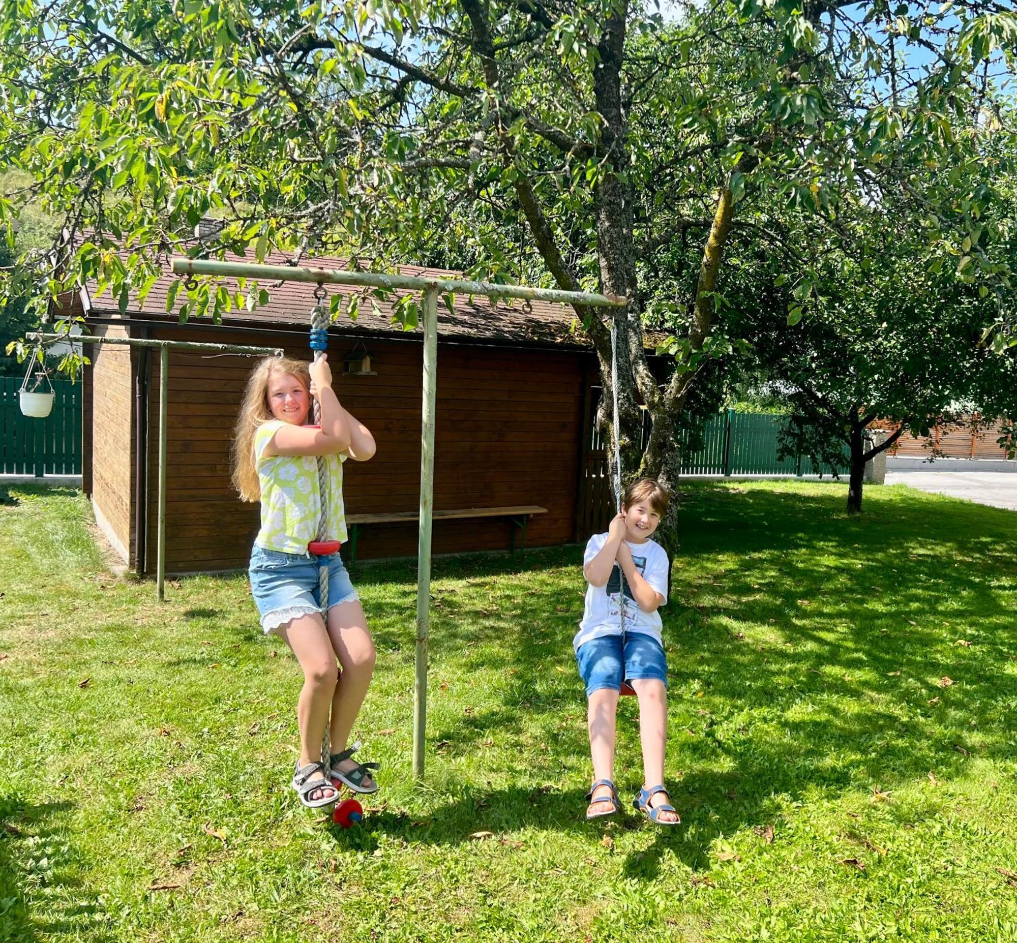 Haus Gruber - Valentina & Gabriel In Der Waldheimat Apartment Krieglach Exterior photo